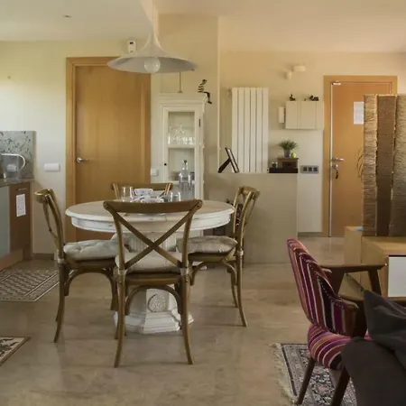 Condes Penthouse By Hello Homes Sitges